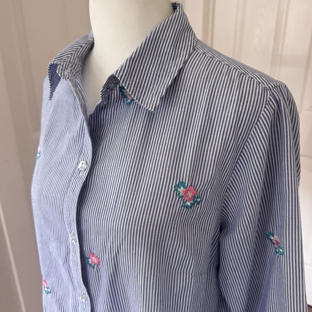 Allison Daley Floral Embroidered Sz‎ 10 M Blue Stripe 3/4 Sleeve Button Up Shirt
